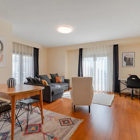 With Bosphurs View Apartment Istanbul