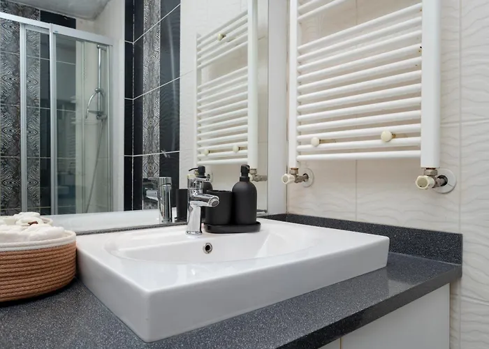 With Bosphurs View *